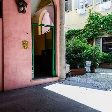 Altido Cozy Apt For 4 Close To Basilica Di Sant'Ambrogio Mailand Exterior foto